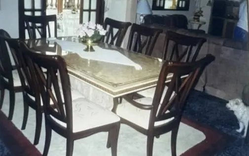 Fotografia antiga em papel: sala de jantar